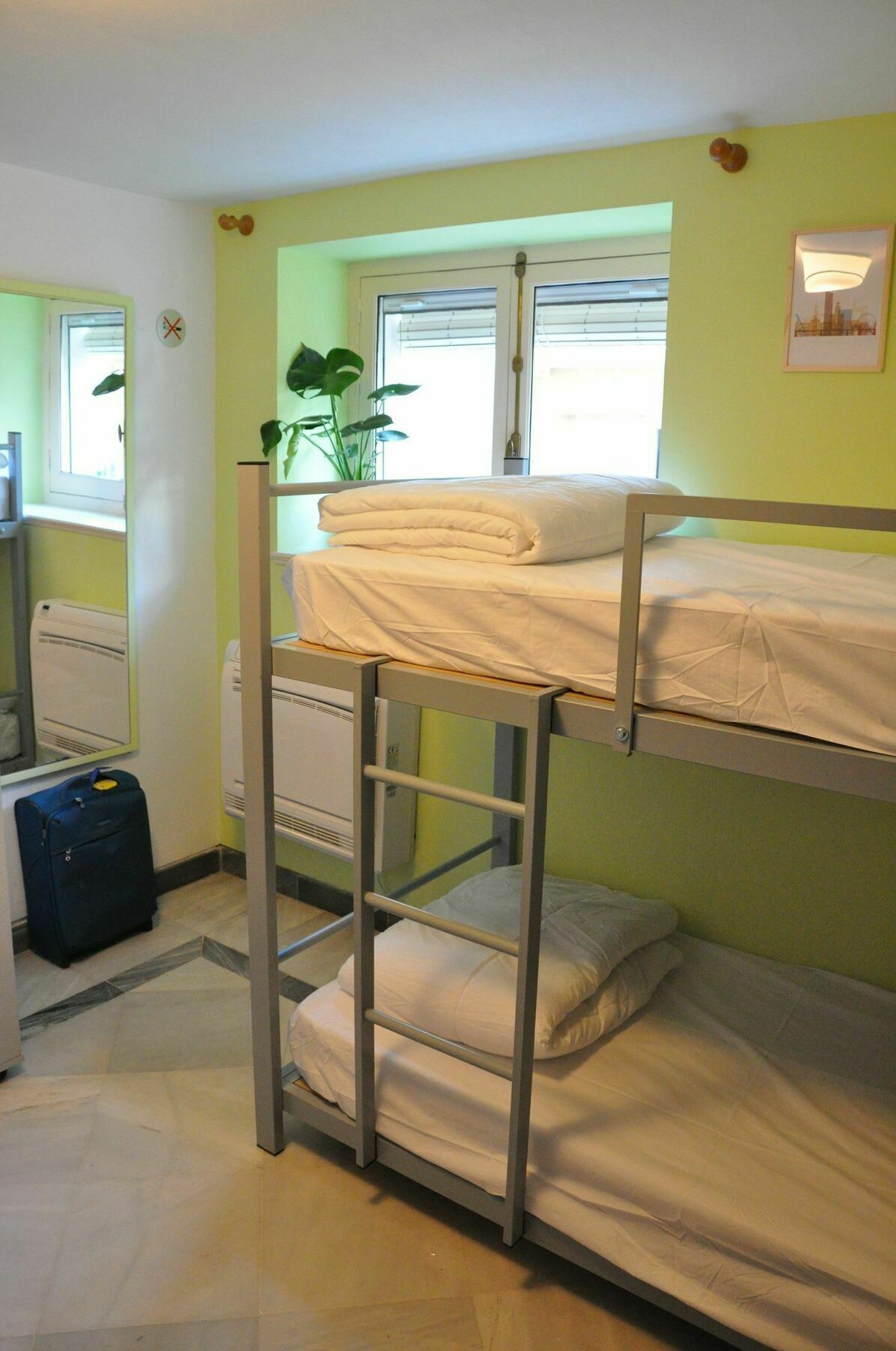 Lemon Garden Hostel Sevilla エクステリア 写真