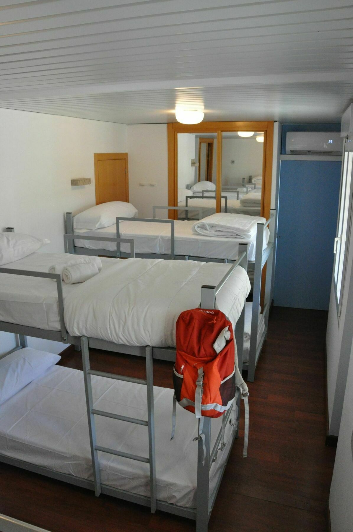 Lemon Garden Hostel Sevilla エクステリア 写真